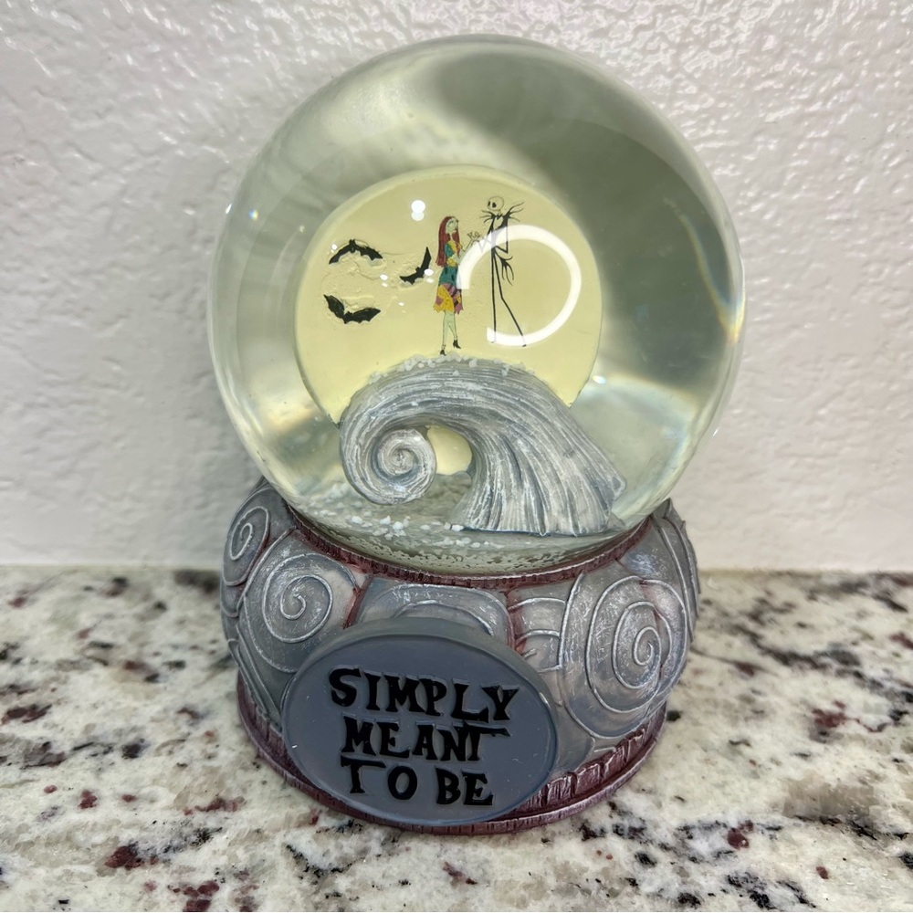 Nightmare Before Christmas Jack Skellington Snow Globe‎ Disney Jackie Snow Gray
